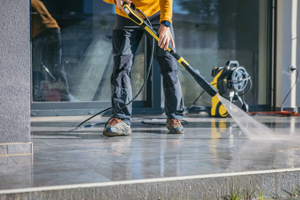 Best Driveway Pressure Washing  in Battle Creek, MI